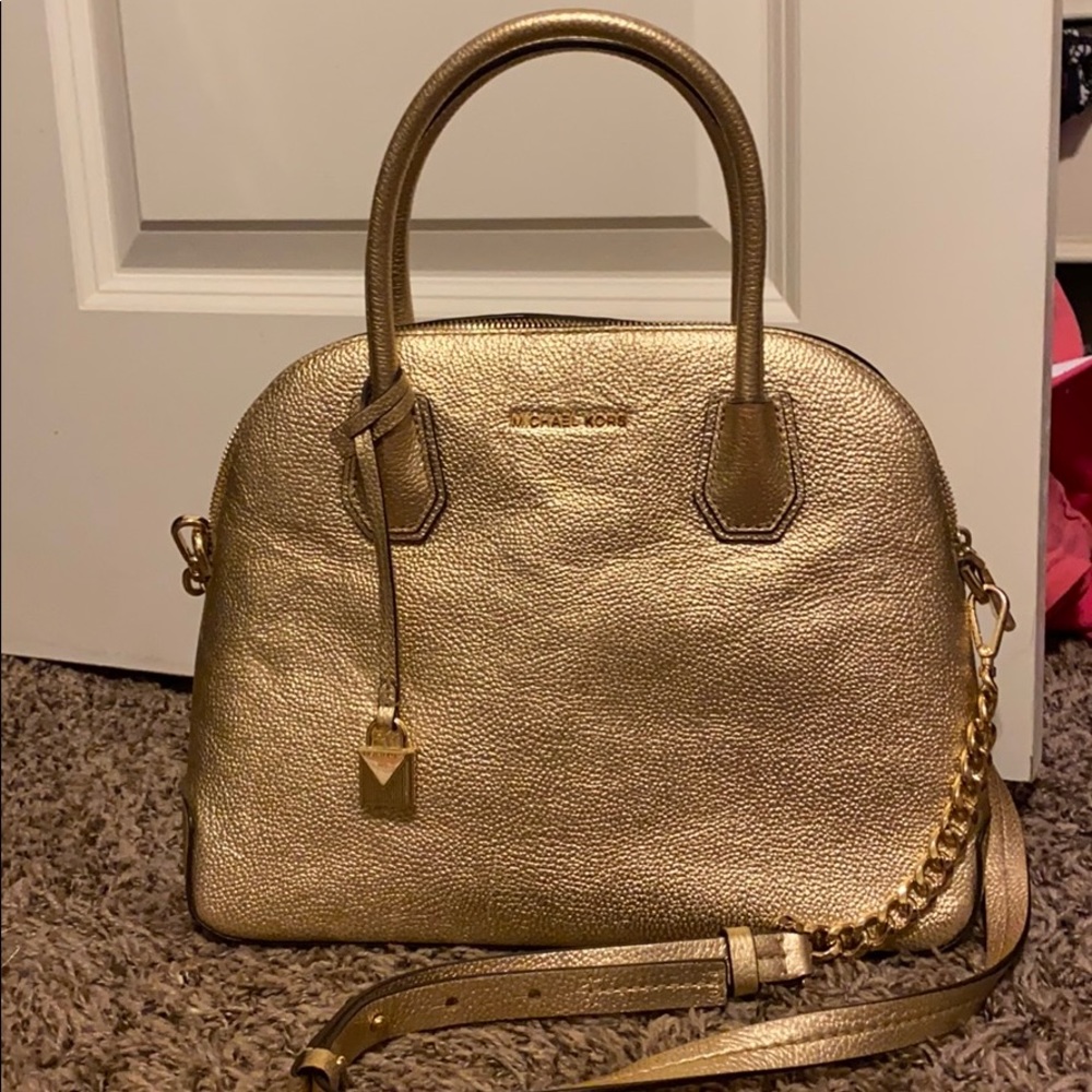 Michael kors purse - Picture 1 of 2